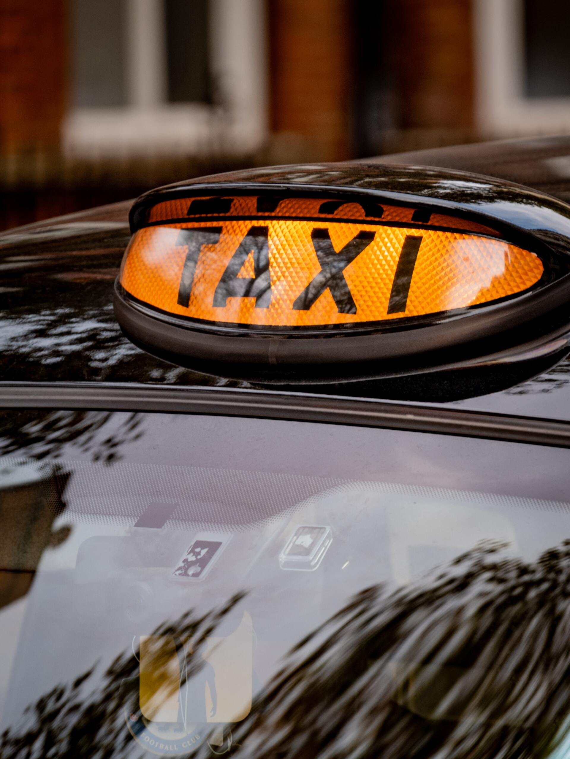 Taxi cab