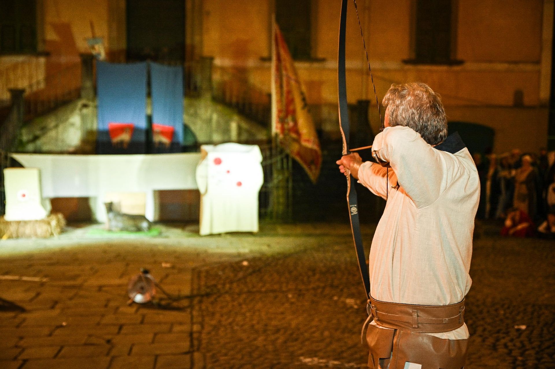 esercitazione arcieri Medievalis Pontremoli