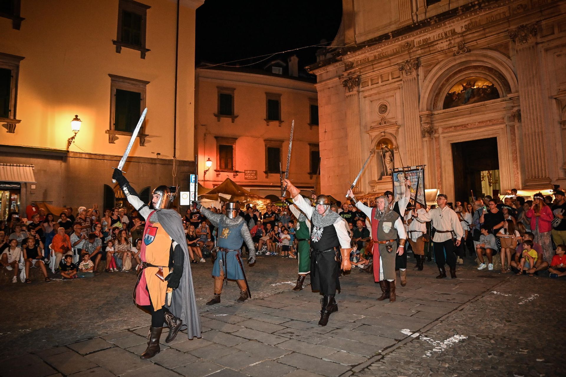 sfilata armigeri Medievalis Pontremoli