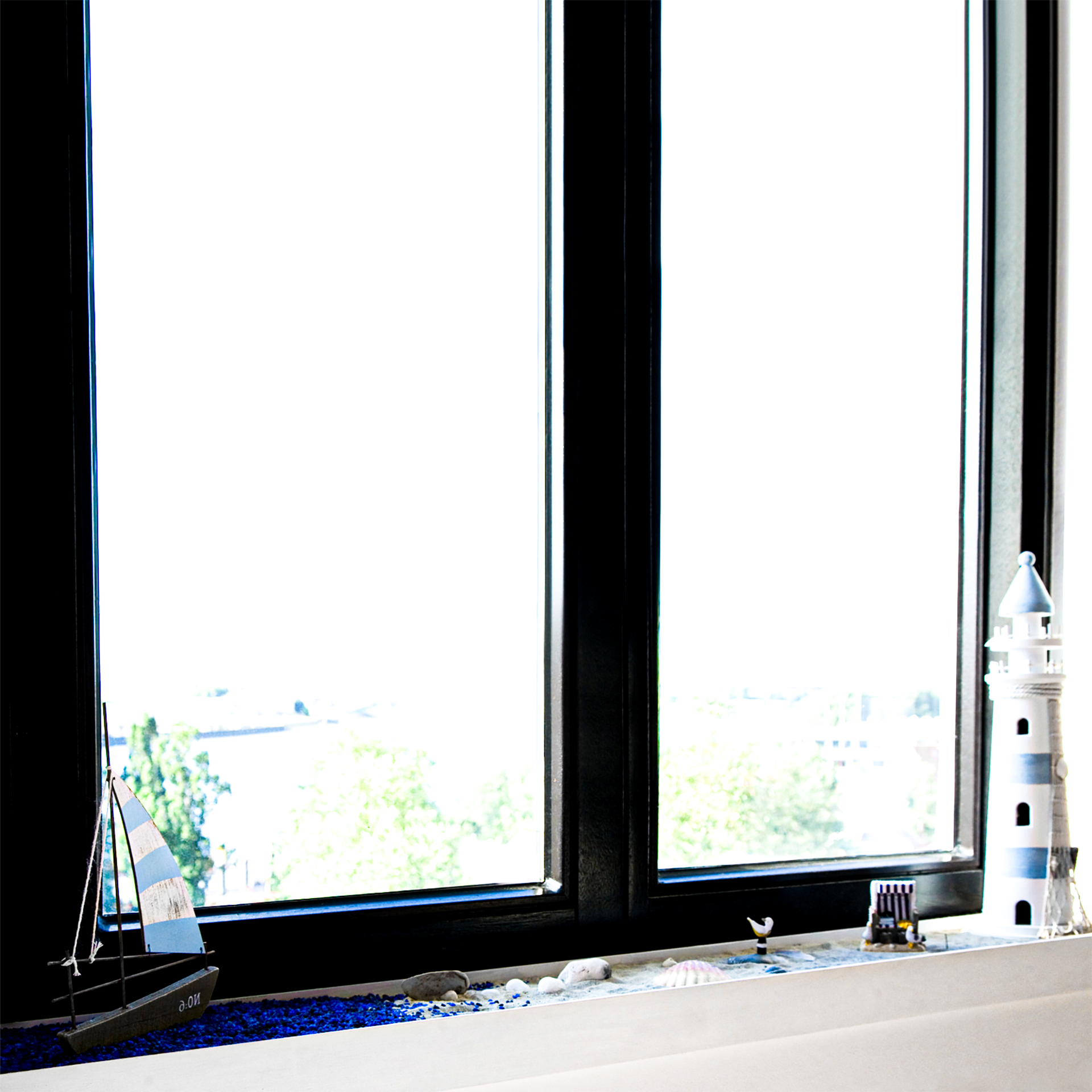 Holzregal Fensterbank