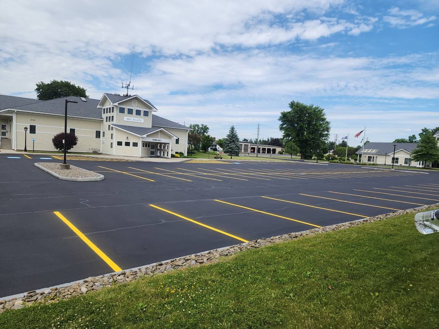 Can Asphalt Repairs In NY Be Done in Rainy Weather?