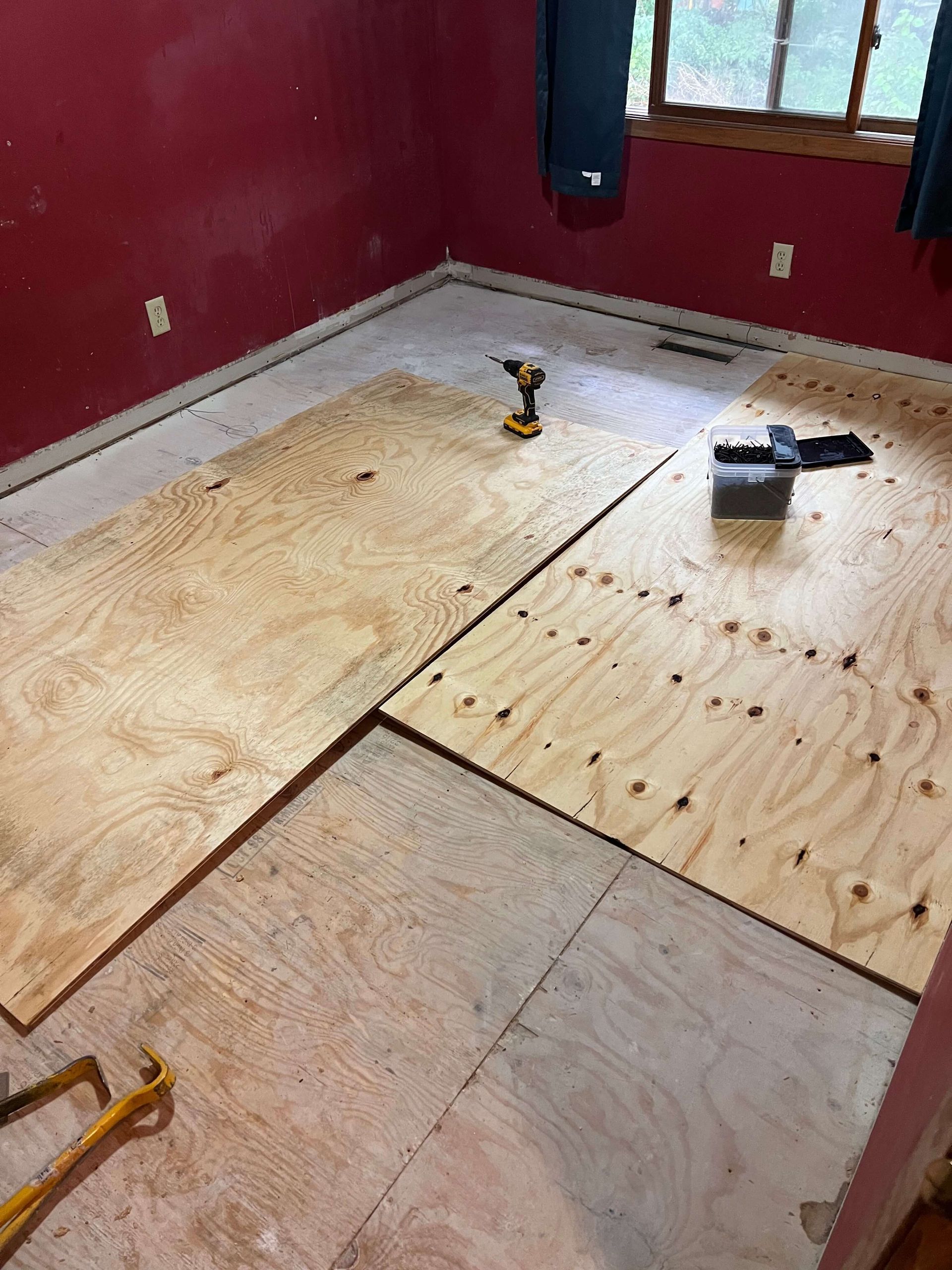 Replacing the subfloor in bedroom