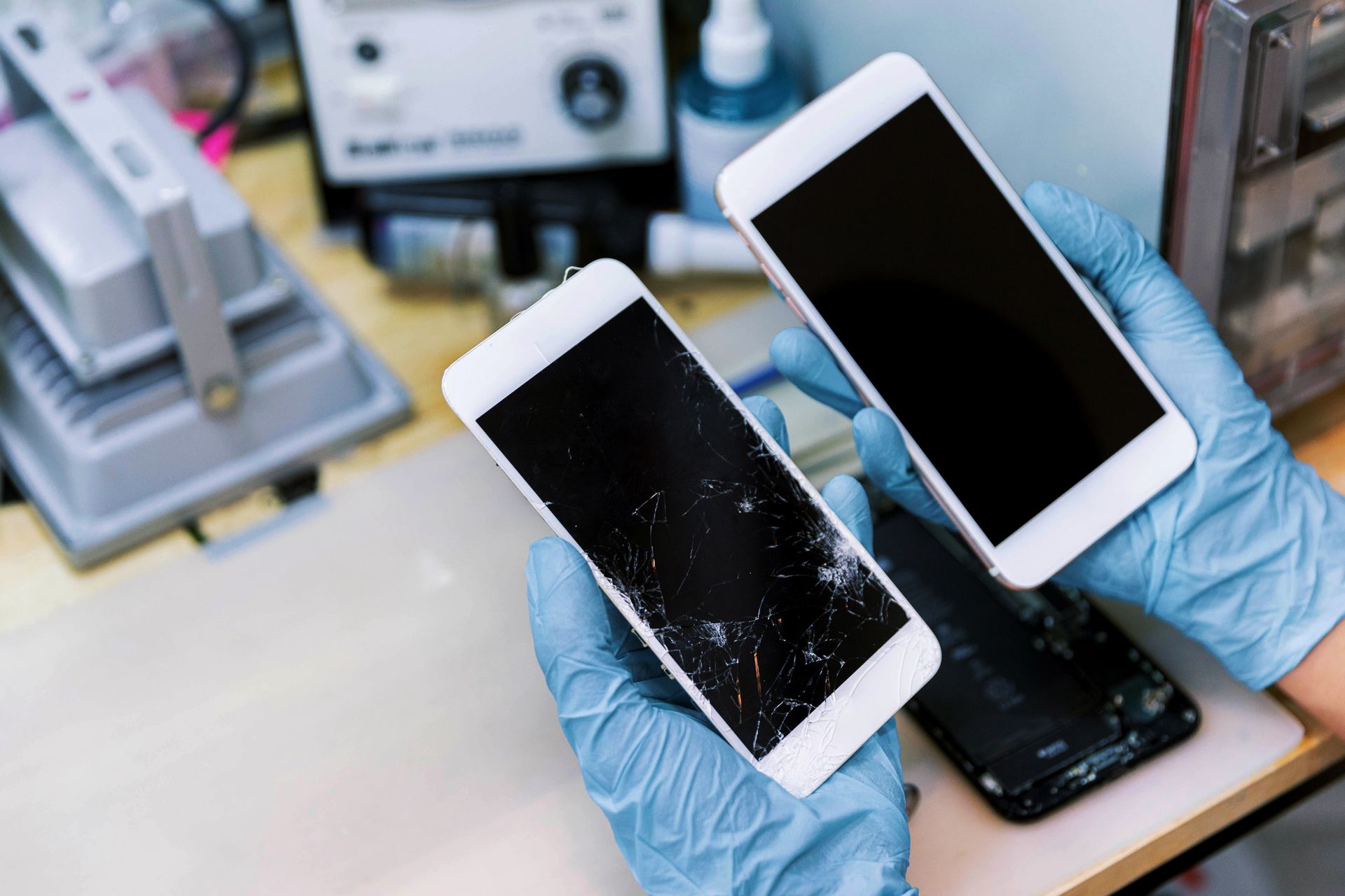 smartphone schermo rotto