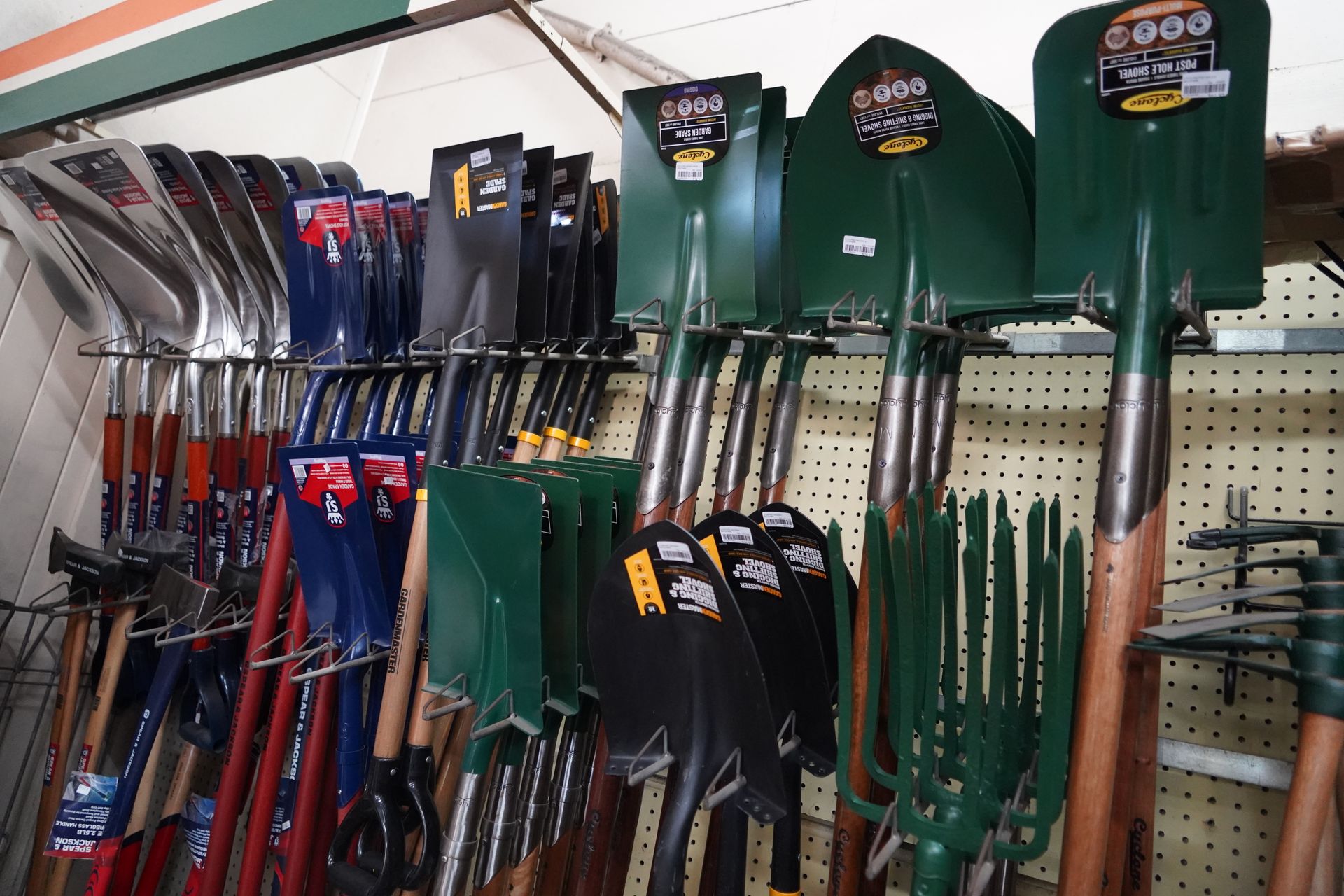Garden Tools in Gympie Sauers Produce & Garden Centre