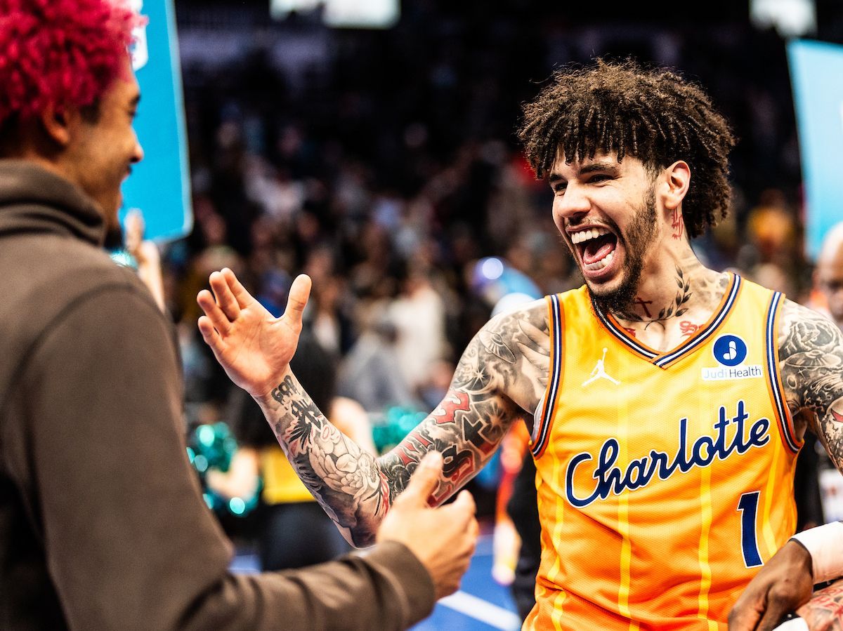 Darren Carroll Brings His NBA Lens to Charlotte | Those 3 Reps