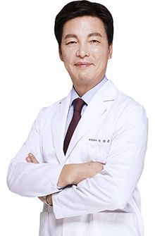 Dr. Lee Young-geun, MD PhD, founder of The Beauty Plastic Surgery in Gangnam