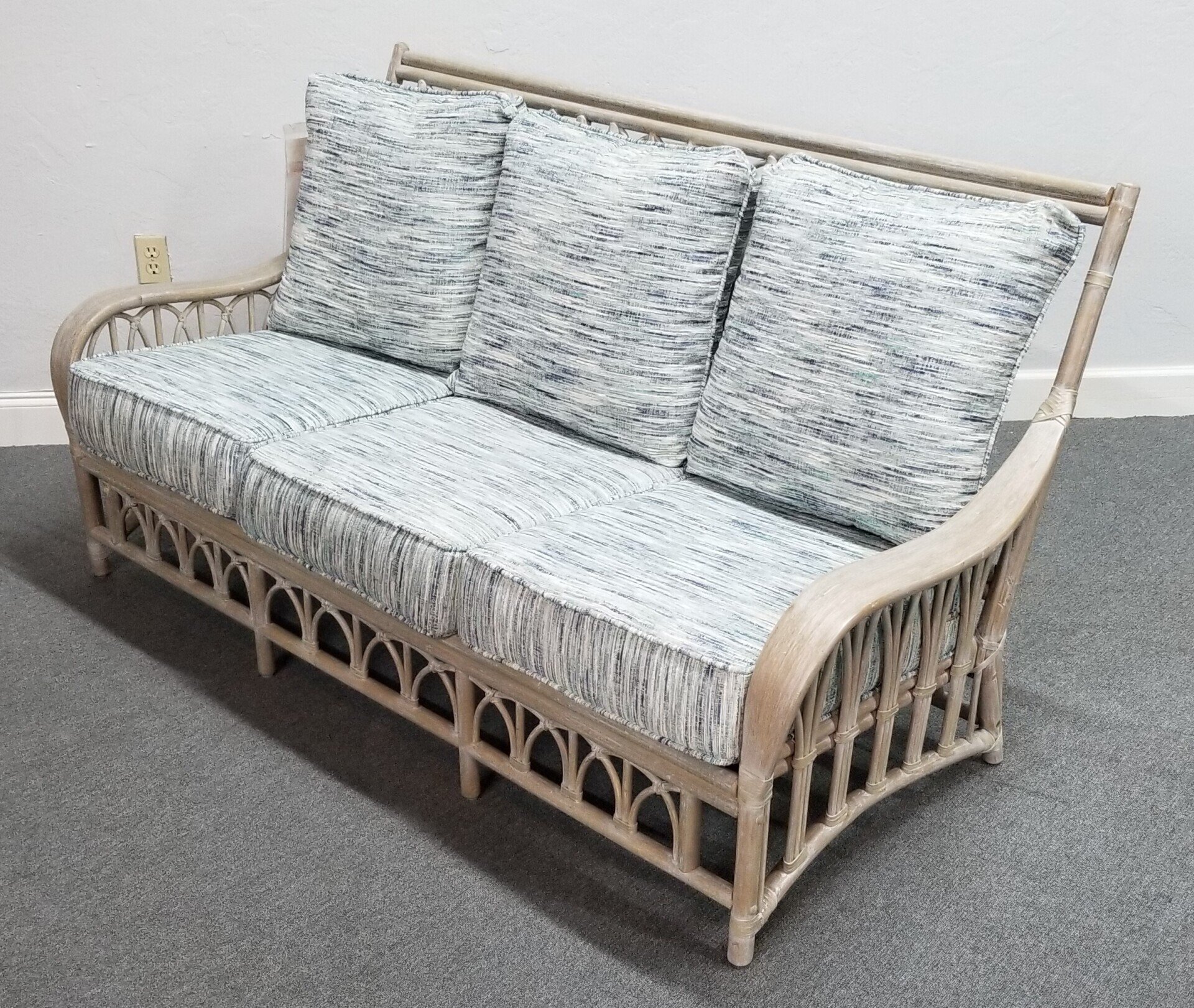 Living Room Furniture in Ft. Myers FL 33912 open 7 days