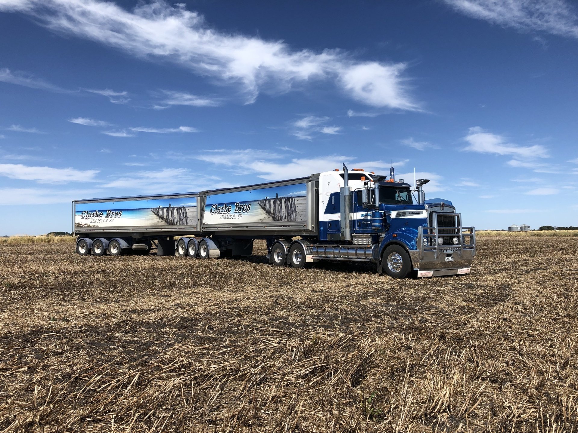 Concrete and Haulage Kingston SE, SA Clarke Bros