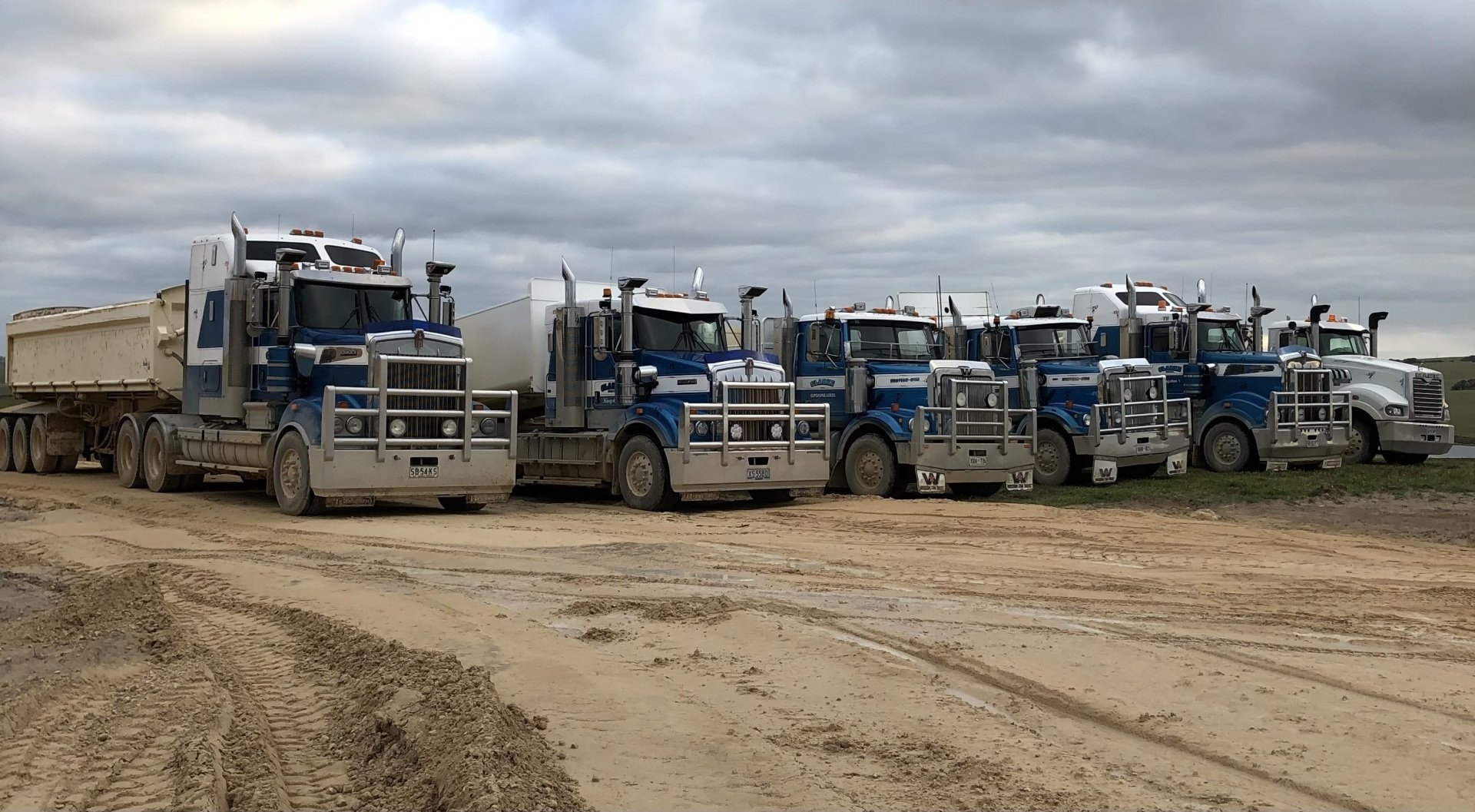 Concrete and Haulage Kingston SE, SA Clarke Bros