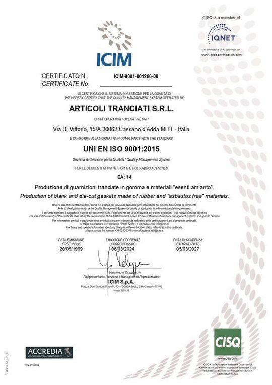 Documento di certificazione rilasciato da ICIM e CISQ per ARTICOI TRAGANTI SRL, con timbri e firme ufficiali.