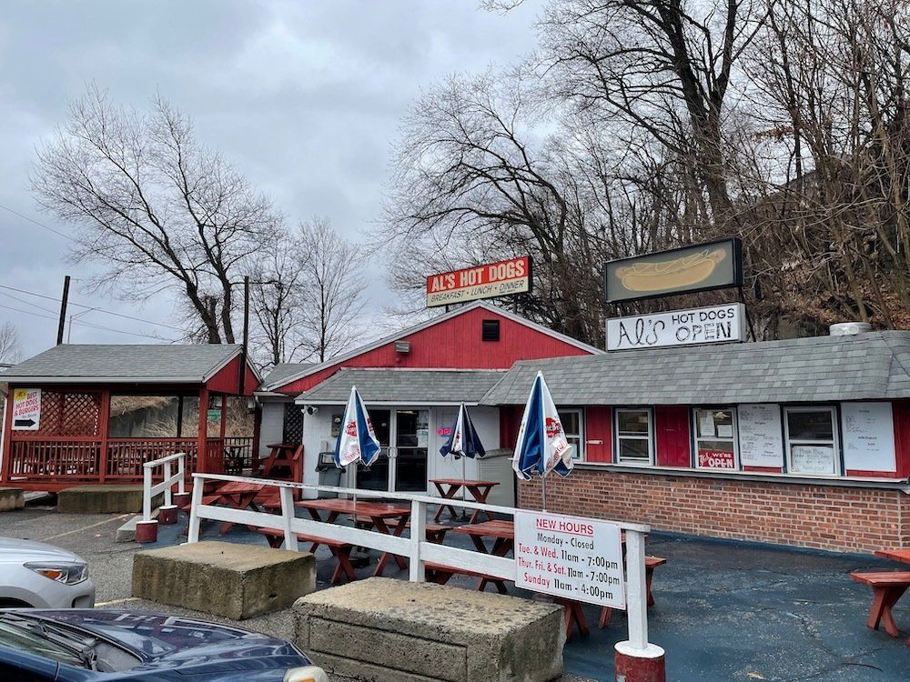 Al's Hot Dogs