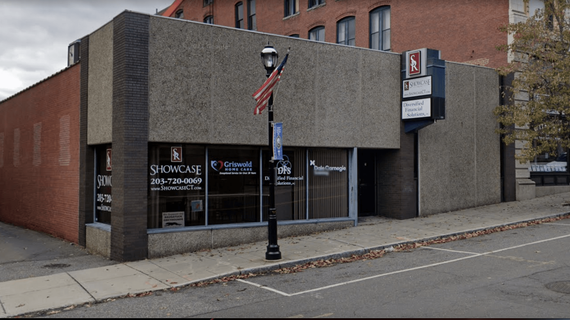 Facade of the accounting office at CT