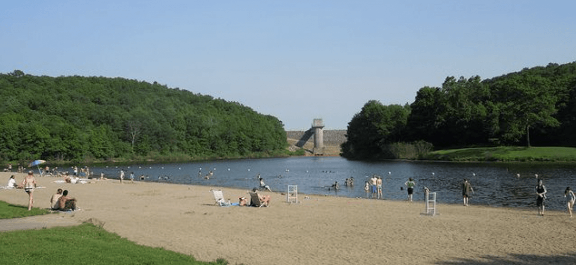 Hop Brook Lake