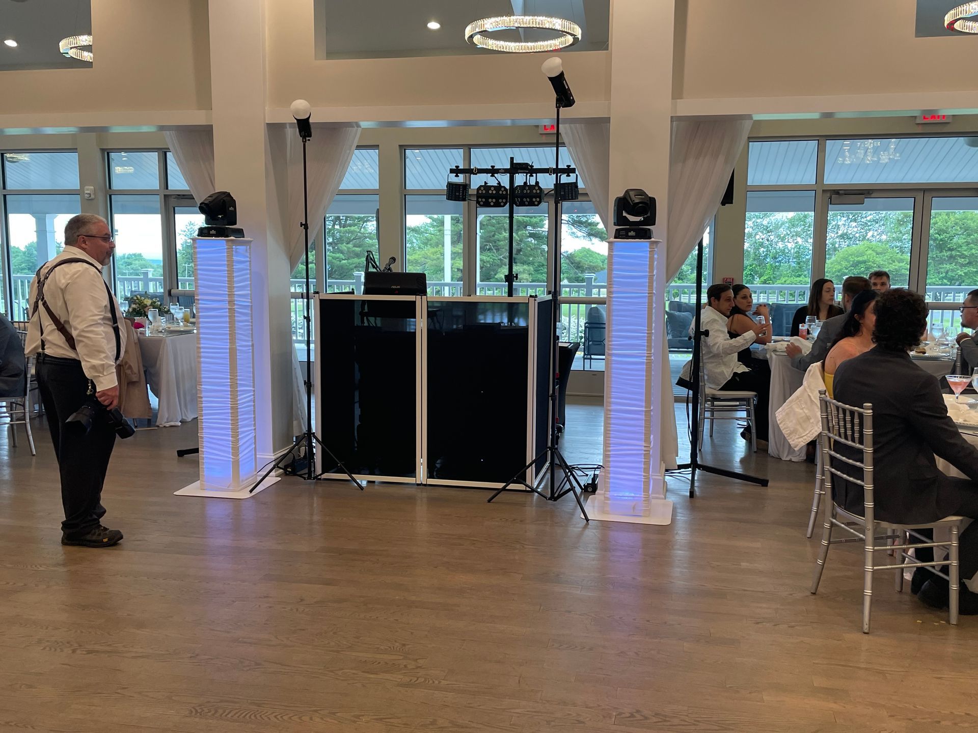 LARIMAR Bristol CT Wedding DJ