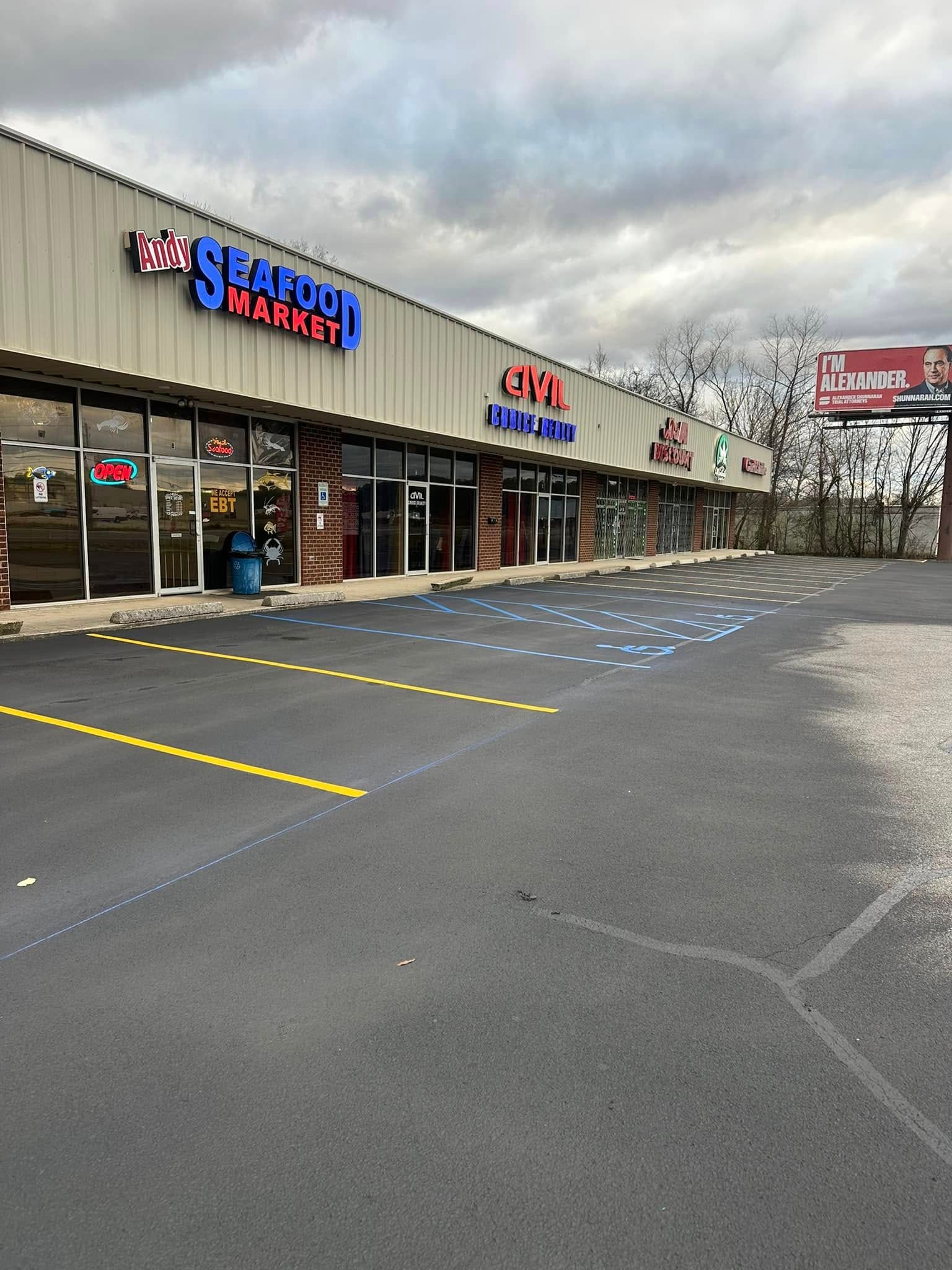 A strip mall with businesses; 