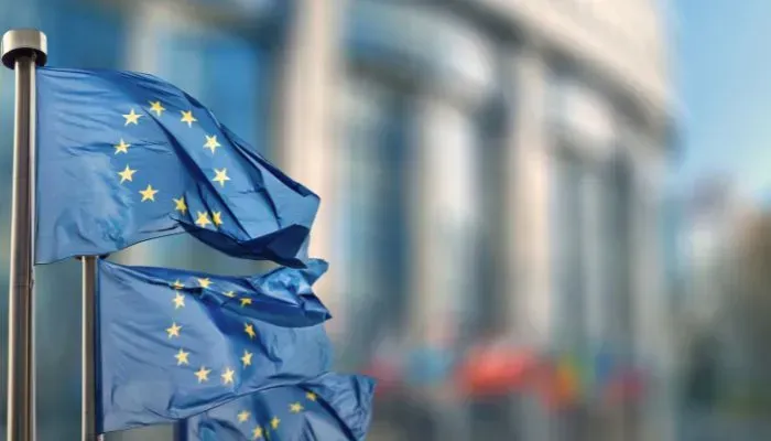 UE