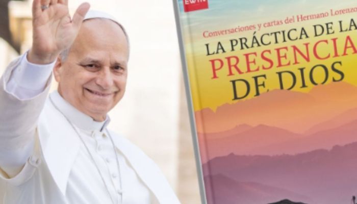 Papa y libro