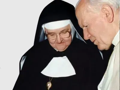 Madre Angélica