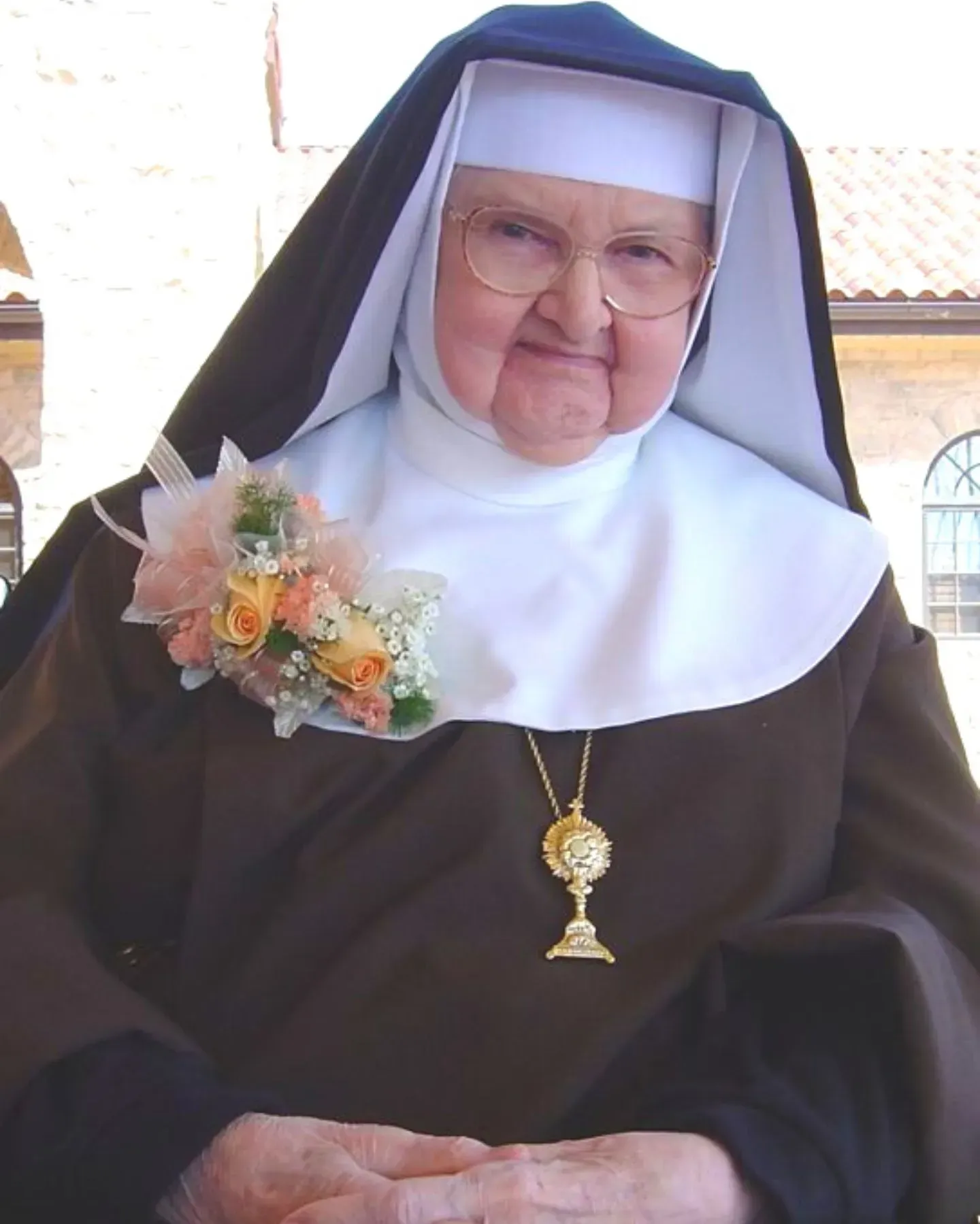 Madre Angélica