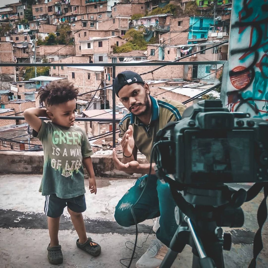 Sergio is going to create a community restaurant to help with providing meals for the people in Comuna 13