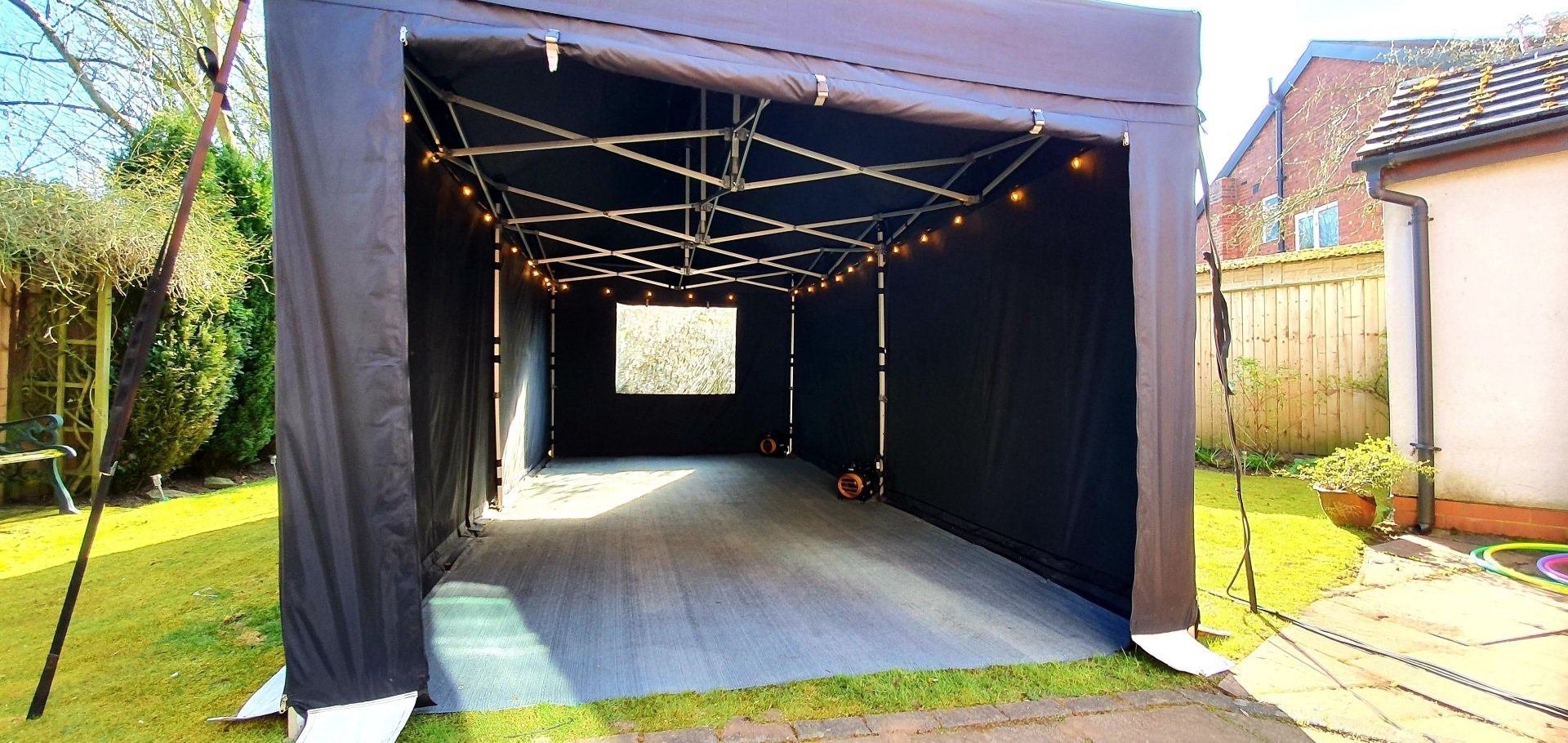 Marquee hire Manchester, Party tent & Gazebo hire Manchester