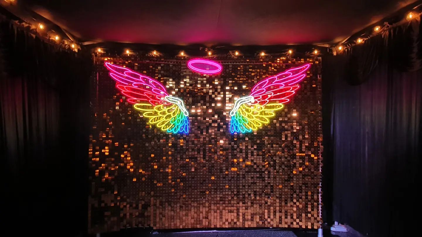 Angel wing hire