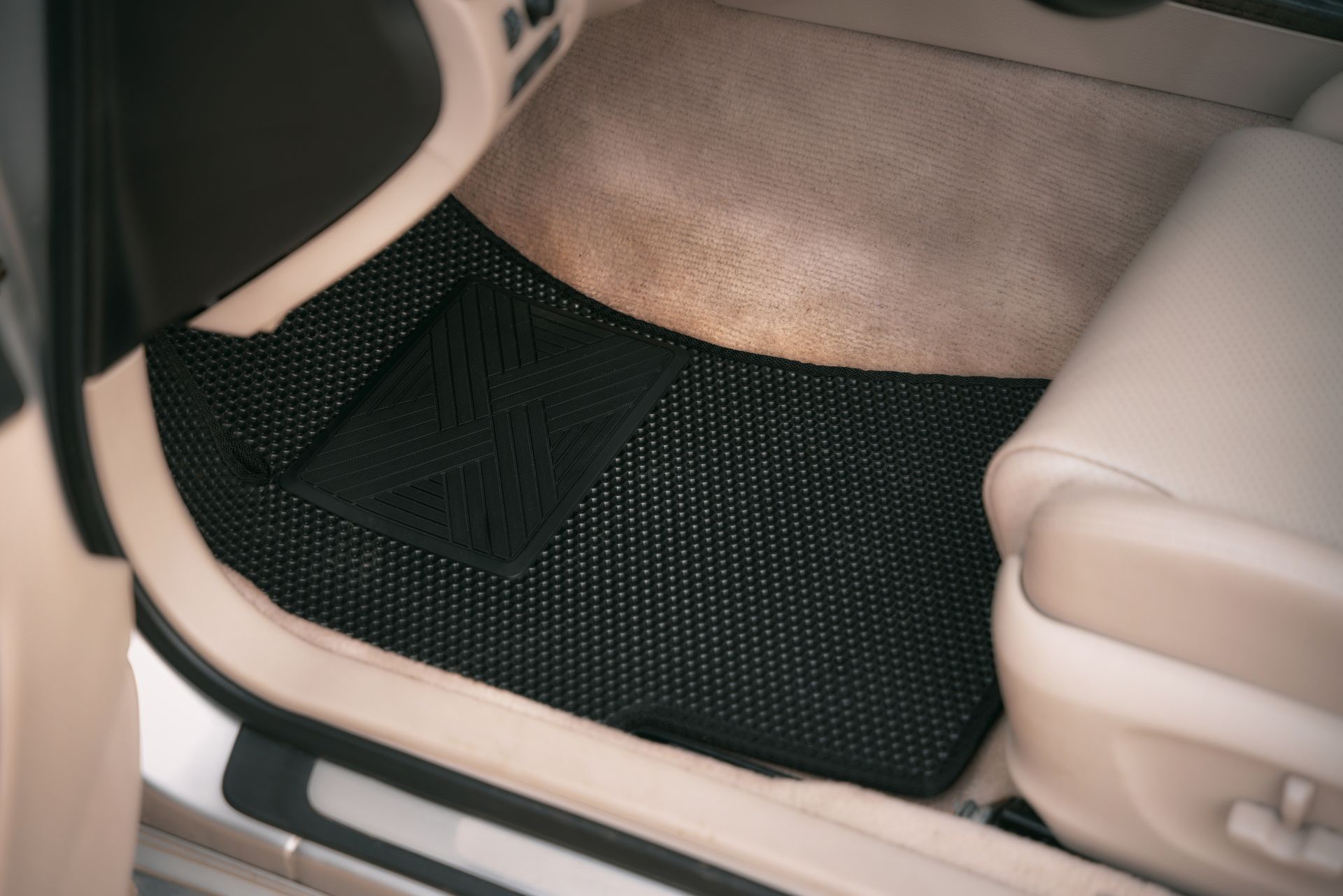 Car carpet