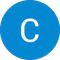 La lettre c est dans un cercle bleu sur fond blanc.