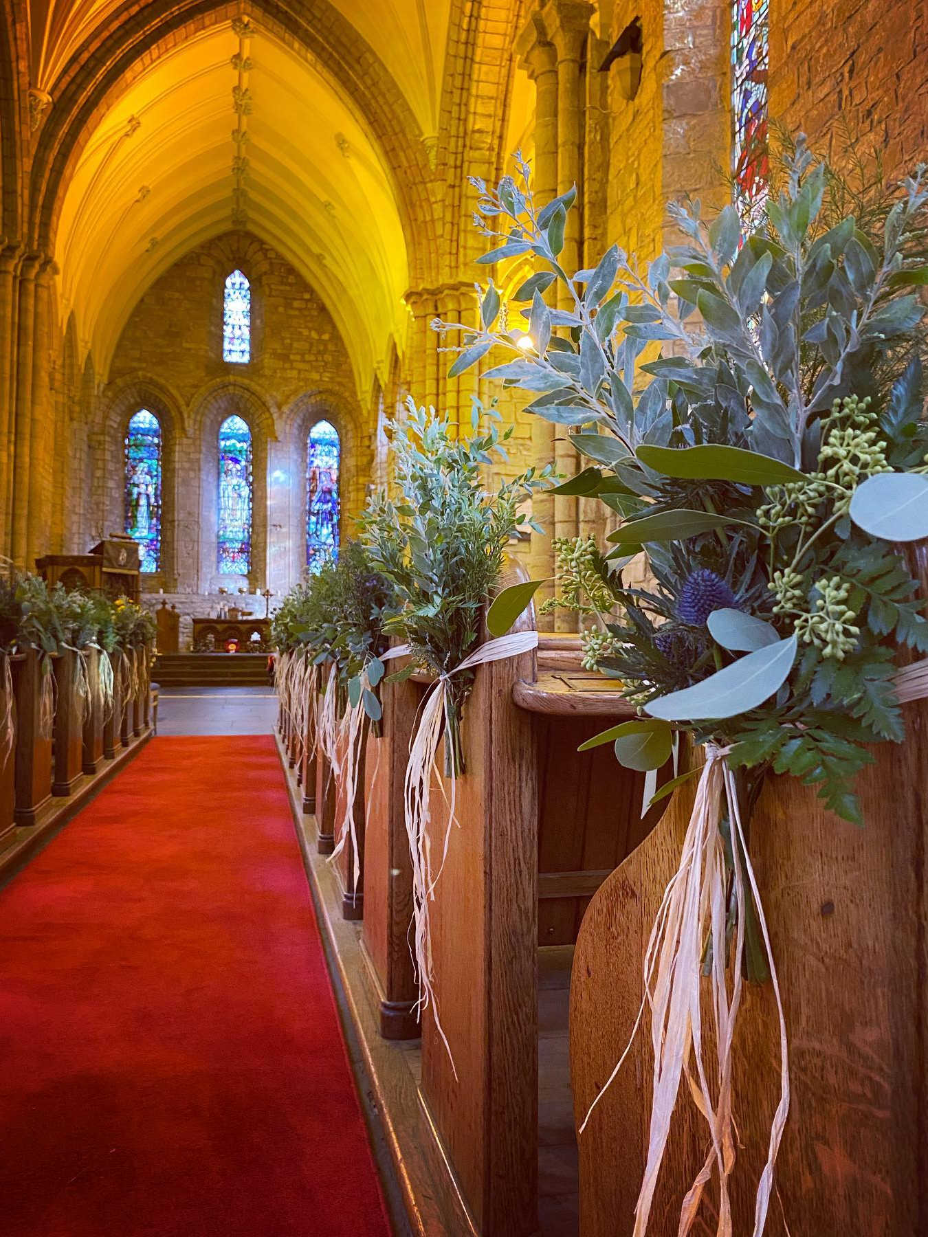 Wedding Florist in Edderton, Ross-Shire in the Scottish Highlands. Bespoke bridal bouquets, bridesmaids bouquets, buttonholes, wedding hair flowers, wedding venue flowers, church flowers, flower wands, wedding ceremony flowers, guest table flowers and top table flowers. Tain, Fearn, Balintore, Seaboard Villages, Portmahomack, Inverness, Dingwall, Dornoch, Rosehall, Ardgay, Bonar Bridge, Skibo