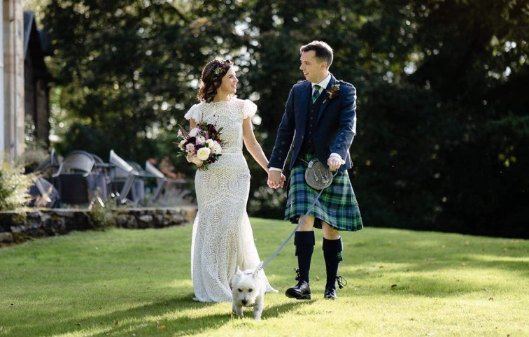Wedding Florist in Edderton, Ross-Shire in the Scottish Highlands. Bespoke bridal bouquets, bridesmaids bouquets, buttonholes, wedding hair flowers, wedding venue flowers, church flowers, flower wands, wedding ceremony flowers, guest table flowers and top table flowers. Tain, Fearn, Balintore, Seaboard Villages, Portmahomack, Inverness, Dingwall, Dornoch, Rosehall, Ardgay, Bonar Bridge, Skibo