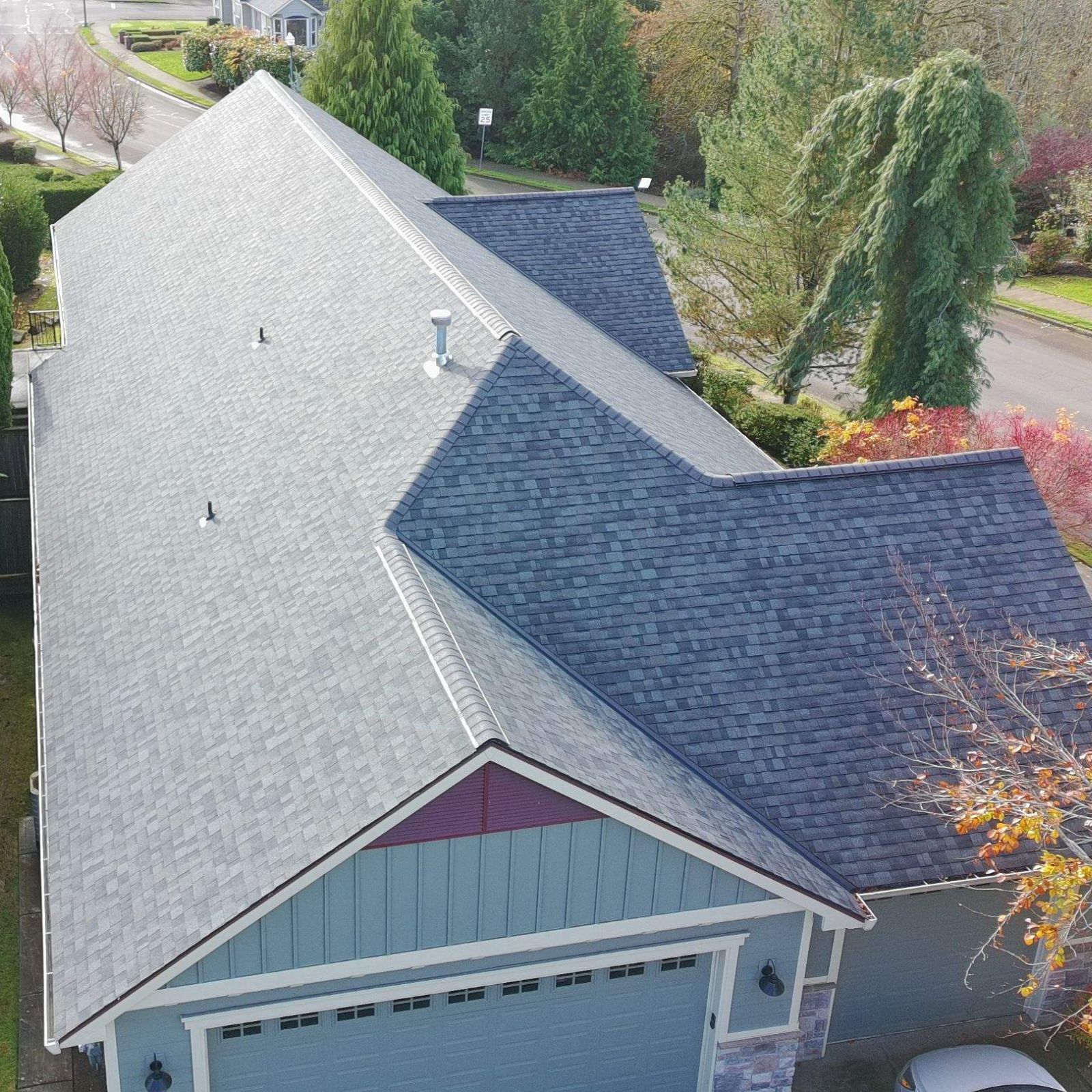 Best Time to Replace a Roof in Amboy, WA section explaining roofing conditions in Amboy, WA and Clark County, focusing on how weather, temperature, and contractor demand affect scheduling and installation quality. Late spring through early fall offers best conditions for asphalt shingle adhesion and faster project timelines, while summer brings peak demand and longer booking windows. Fall provides balanced pricing and availability but increasing rain risk. Winter is least ideal due to cold temperatures and frequent rain, slowing crews and affecting installation quality. Spring offers improving weather and shorter lead times. Book 3–6 weeks in advance during peak season for best results. 108 SE 124th Ave STE 8, Vancouver, WA 98684. valiantroofing.com/locations/vancouver-wa
