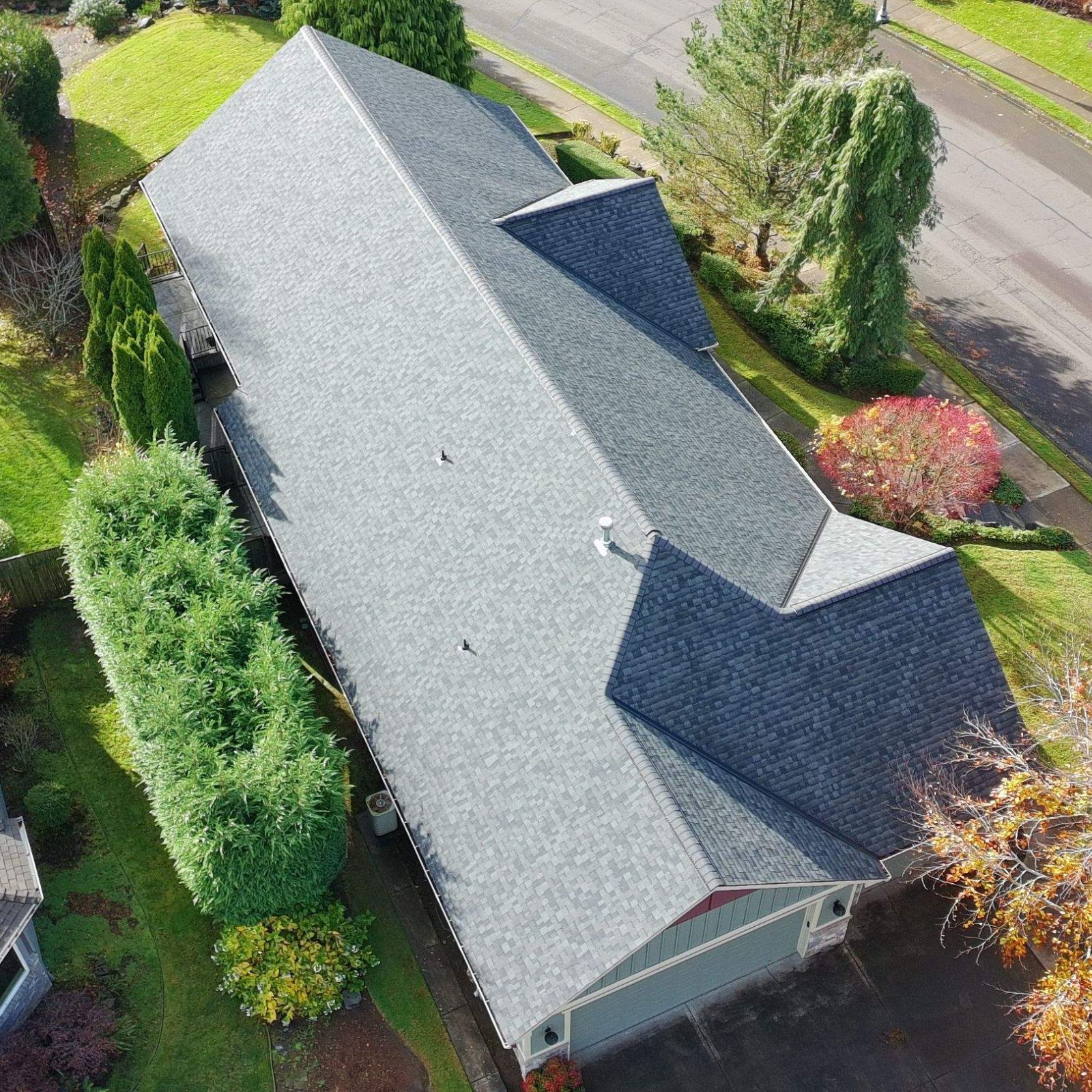 How Valiant Works โ Valiant Roofing, based at 108 SE 124th Ave, Suite 8, Vancouver, WA 98684 (https://www.valiantroofing.com/locations/vancouver-wa), keeps its approach simple for Minnehaha homeowners: do the work right, communicate clearly, clean up thoroughly, and stand behind every installation. The company invests in ongoing training, uses in-house crews rather than subcontractors, and photo-documents every project from start to finish. This disciplined, accountable approach has earned consistent repeat business and word-of-mouth referrals throughout Clark County, reinforcing their reputation as one of the region's most trusted and professional roofing companies.