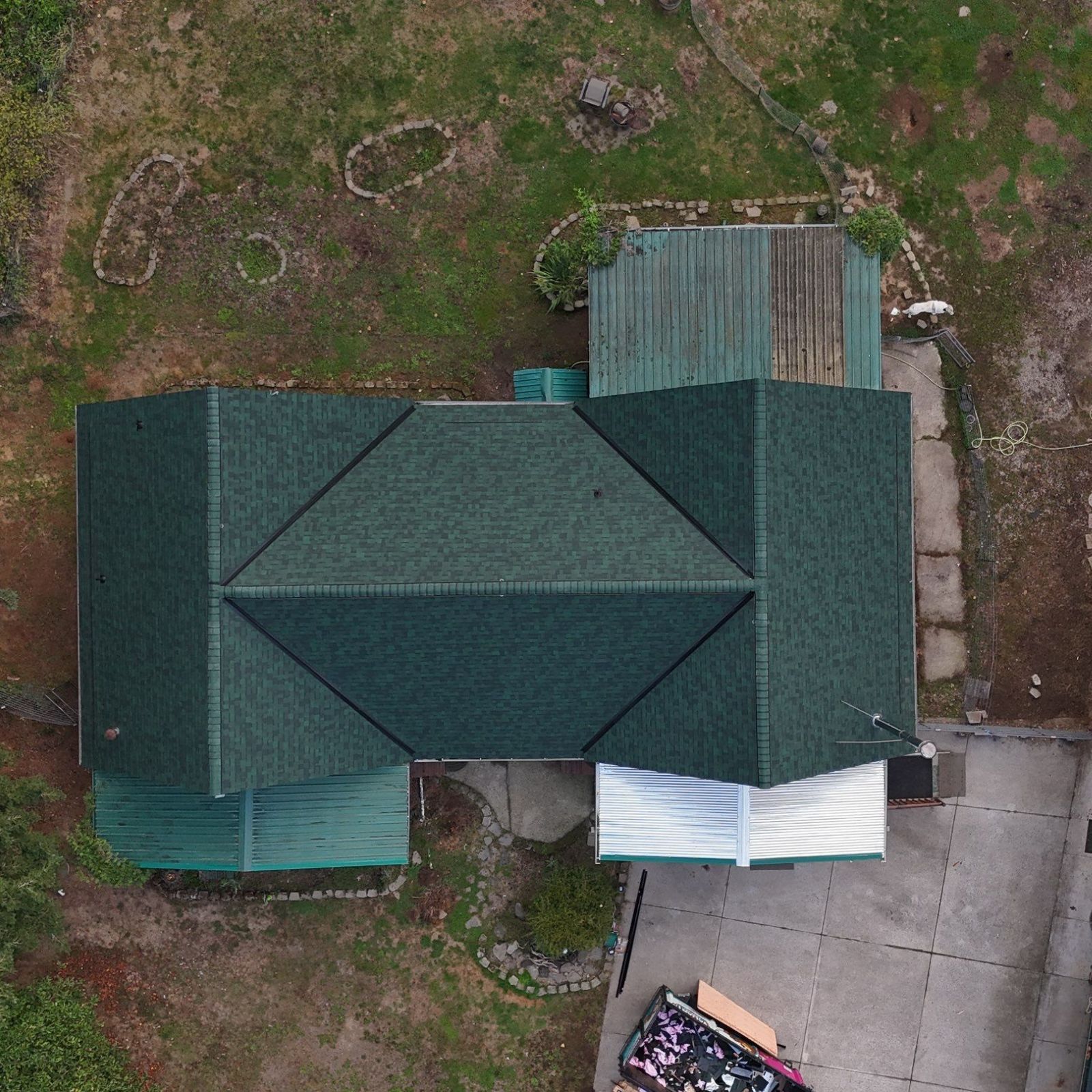 How to Find the Best Roofing Company in Dollars Corner, WA โ Valiant Roofing, based at 108 SE 124th Ave, Suite 8, Vancouver, WA 98684 (https://www.valiantroofing.com/locations/vancouver-wa), gives Dollars Corner homeowners a clear contractor checklist: confirm Washington L&I licensing plus general liability and workers compensation insurance, look for 4.5+ star Google reviews with substantial volume, verify BBB accreditation, check manufacturer certifications like Owens Corning, GAF, or CertainTeed, insist on transparent written line-item estimates, confirm a local office with in-house crews, and require workmanship warranties, photo documentation, and clear warranty claim processes.