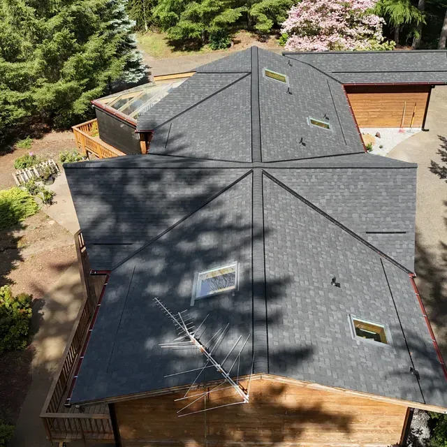 Asphalt shingle roofing in Battle Ground, WA is a smart value when installed as a full roof system built for Pacific Northwest rain, wind uplift, moss, and debris. Valiant Roofing handles inspections, repairs, and full shingle roof replacements with clean scopes and photo documentation. Serving Battle Ground from 108 SE 124th Ave STE 8, Vancouver, WA 98684. Call for a documented inspection and a clear quote.