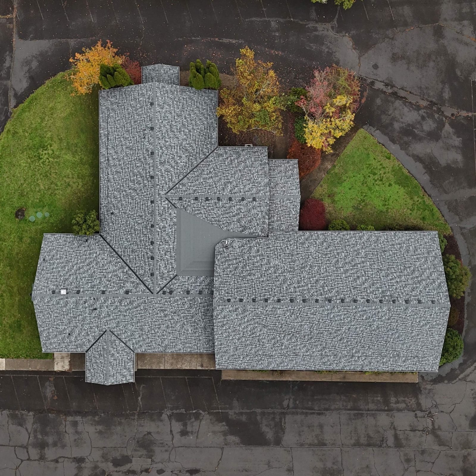 Valiant Roofing Roof Replacement 