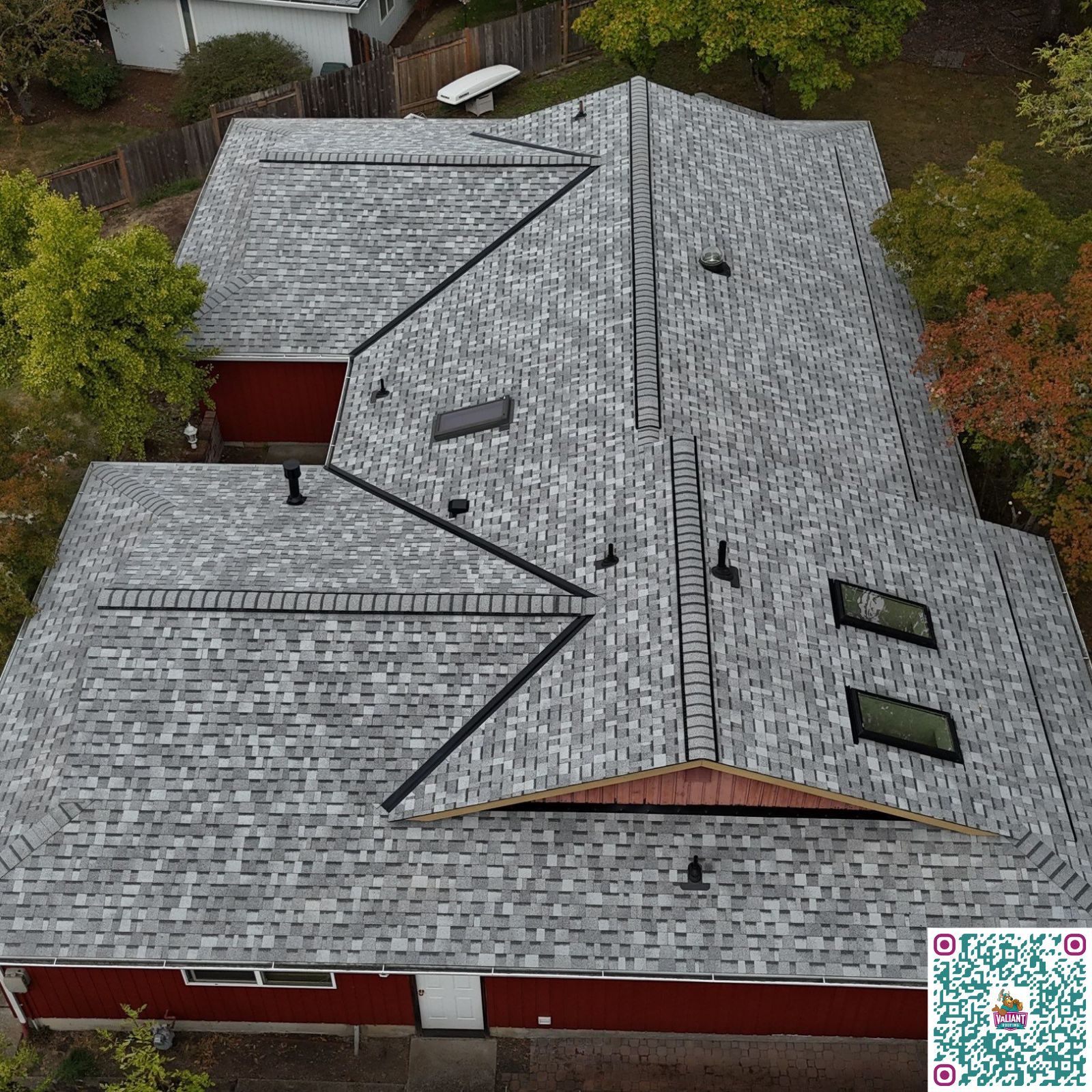 What Inspectors Typically Find in Washougal โ Valiant Roofing, based at 108 SE 124th Ave, Suite 8, Vancouver, WA 98684 (https://www.valiantroofing.com/locations/vancouver-wa), regularly sees damage patterns on Washougal roofs tied directly to the Columbia River Gorge, which funnels wind straight through the area and produces lifted shingles, compromised adhesive seals, and stressed flashing around roof edges. The Pacific Northwest's persistent moisture also promotes moss and algae growth that degrades asphalt shingles over time. Valiant inspectors often identify early-stage moss infiltration homeowners have not noticed, easily addressed when caught early but costly if allowed to progress.