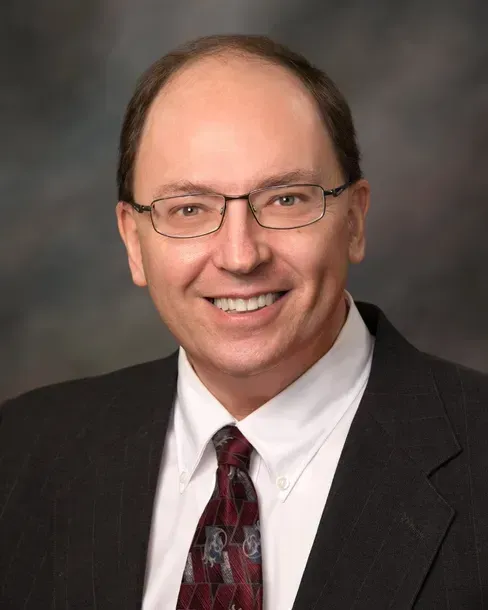 Dr. Bronecki