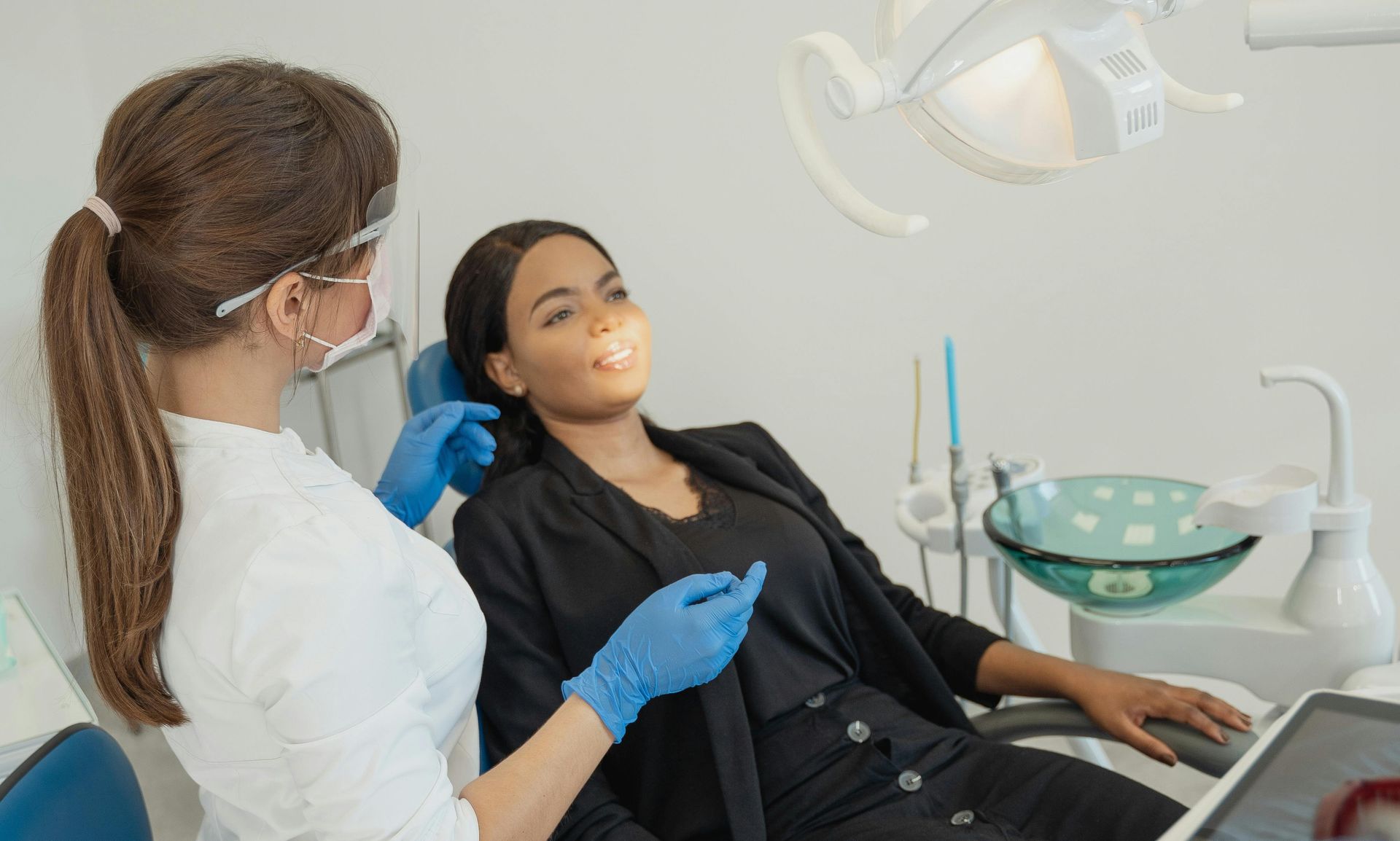 Seattle woman getting ready to have her gums treated