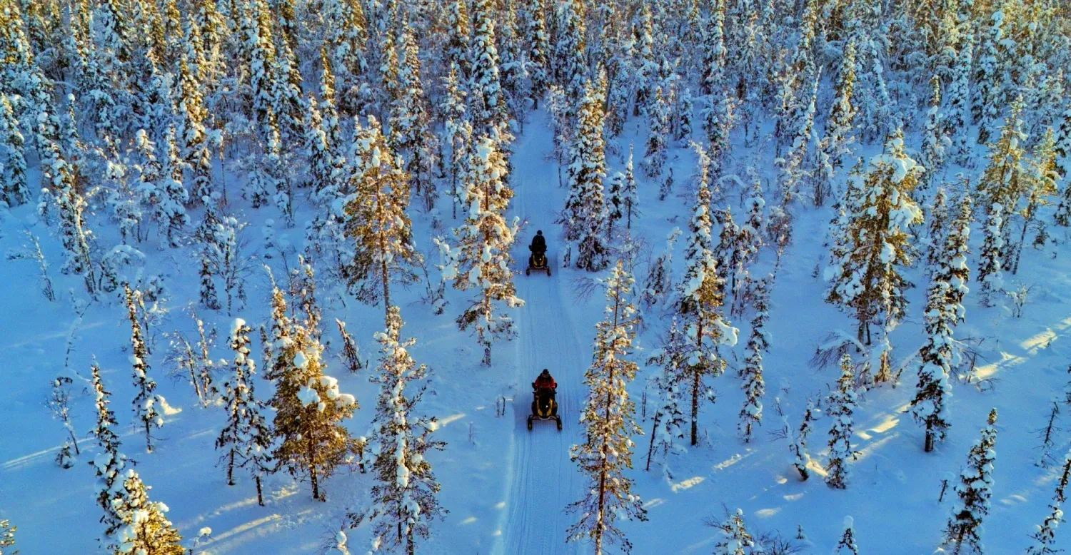 snowmobile trails in Levi Finland