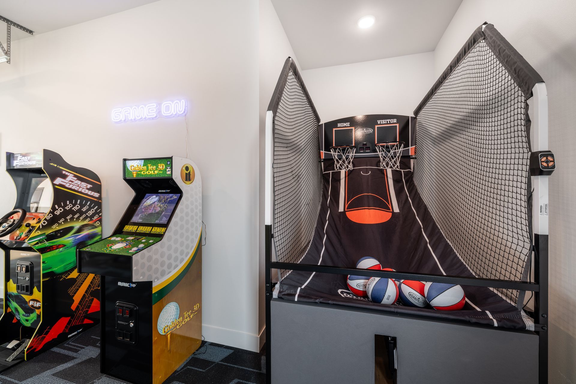 Hoop game in arcade