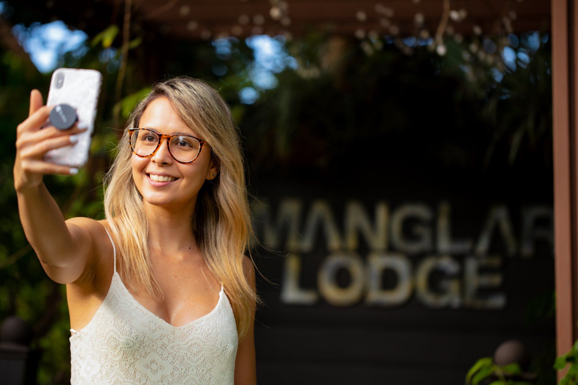 Guest enjoying her stay at Manglar Lodge beach hotel in El Palmar Panama