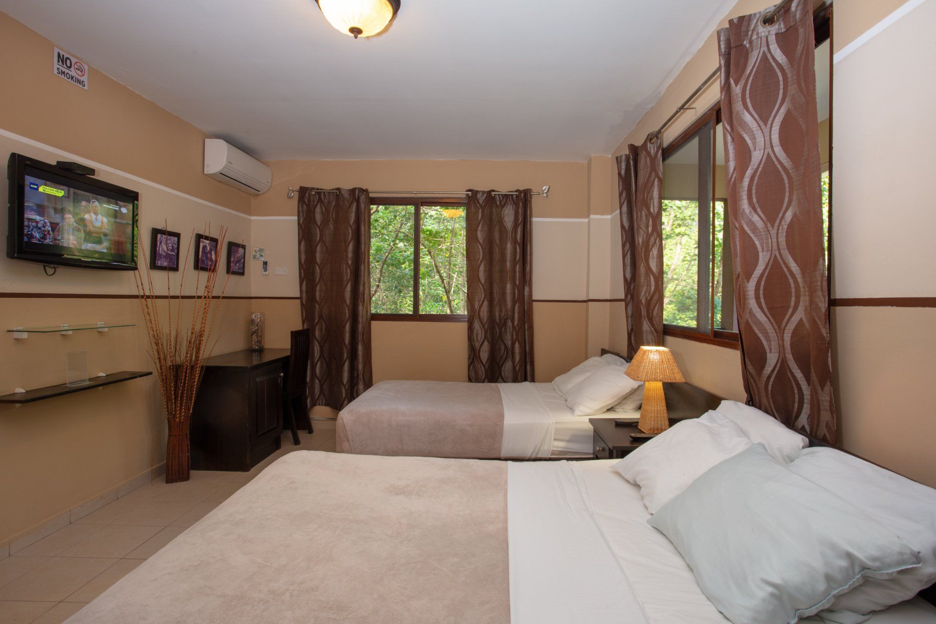 Comfortable guest room at Manglar Lodge in El Palmar San Carlos Panama