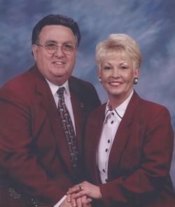 Felton & Bobbie Nell Roundtree