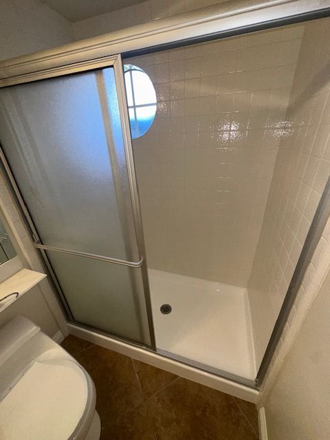 Bathtub Refinishing and Reglazing