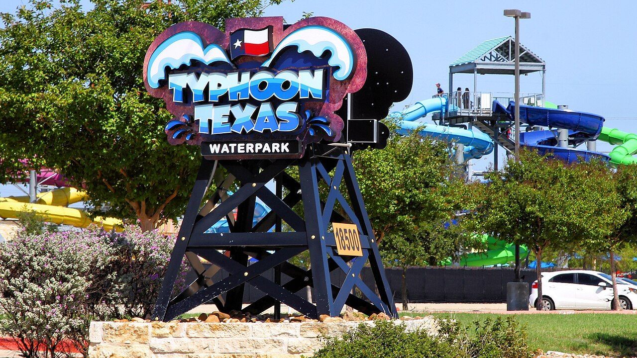 Typhoon Texas Waterpark Austin