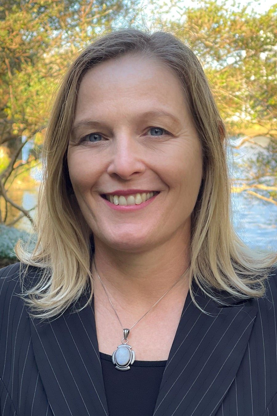 Dr. Caroline Guardino