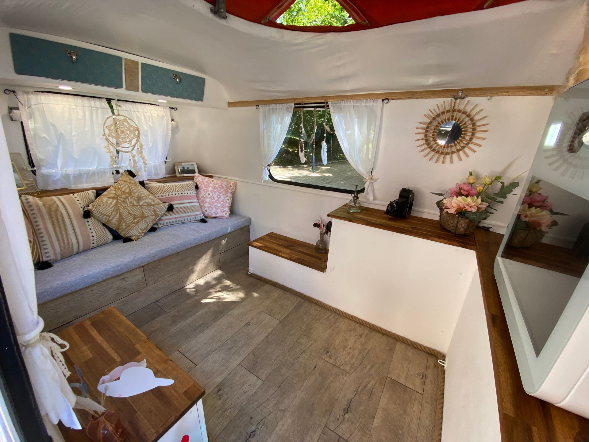 intérieur caravane photobooth