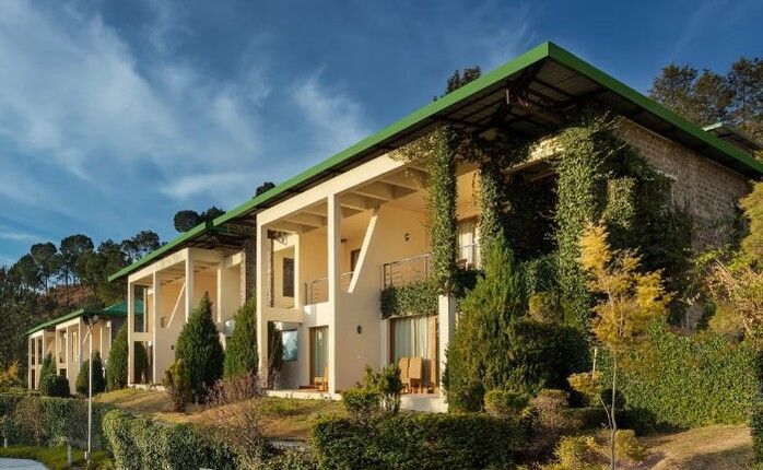 Himalayas with Pool Villa Near Shimla | Travel Hub