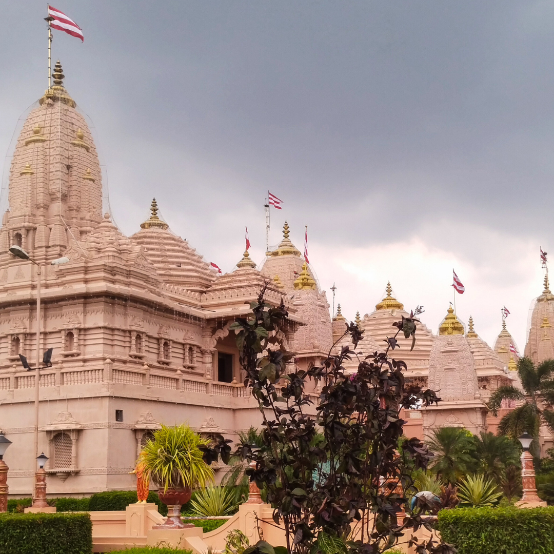 Ayodhya Devotion Tour | Shri Ram Mandir Package | Travel Hub