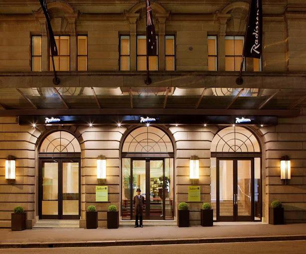 Radisson Blu Plaza Hotel